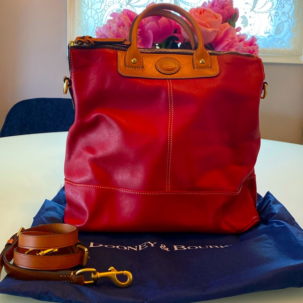 Red Dooney and Bourke convertible shopper